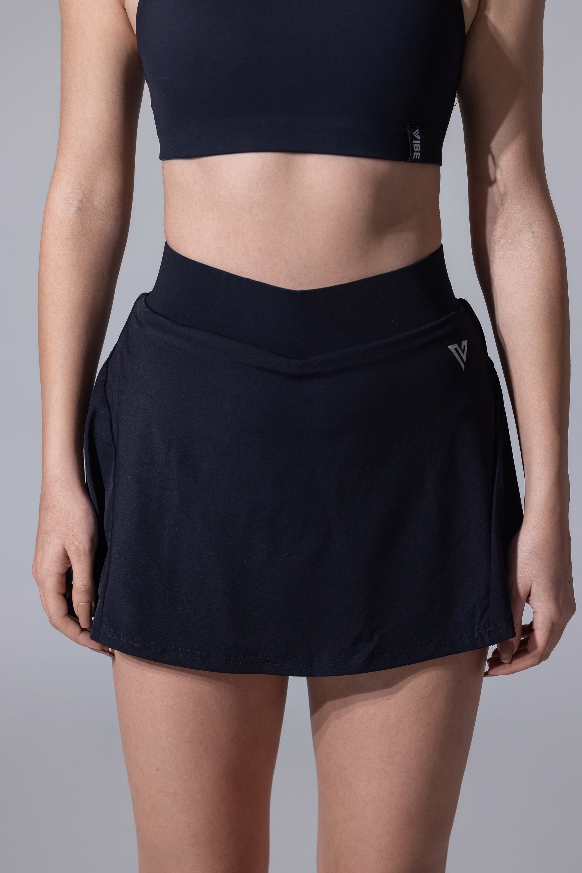Flow Skort Black