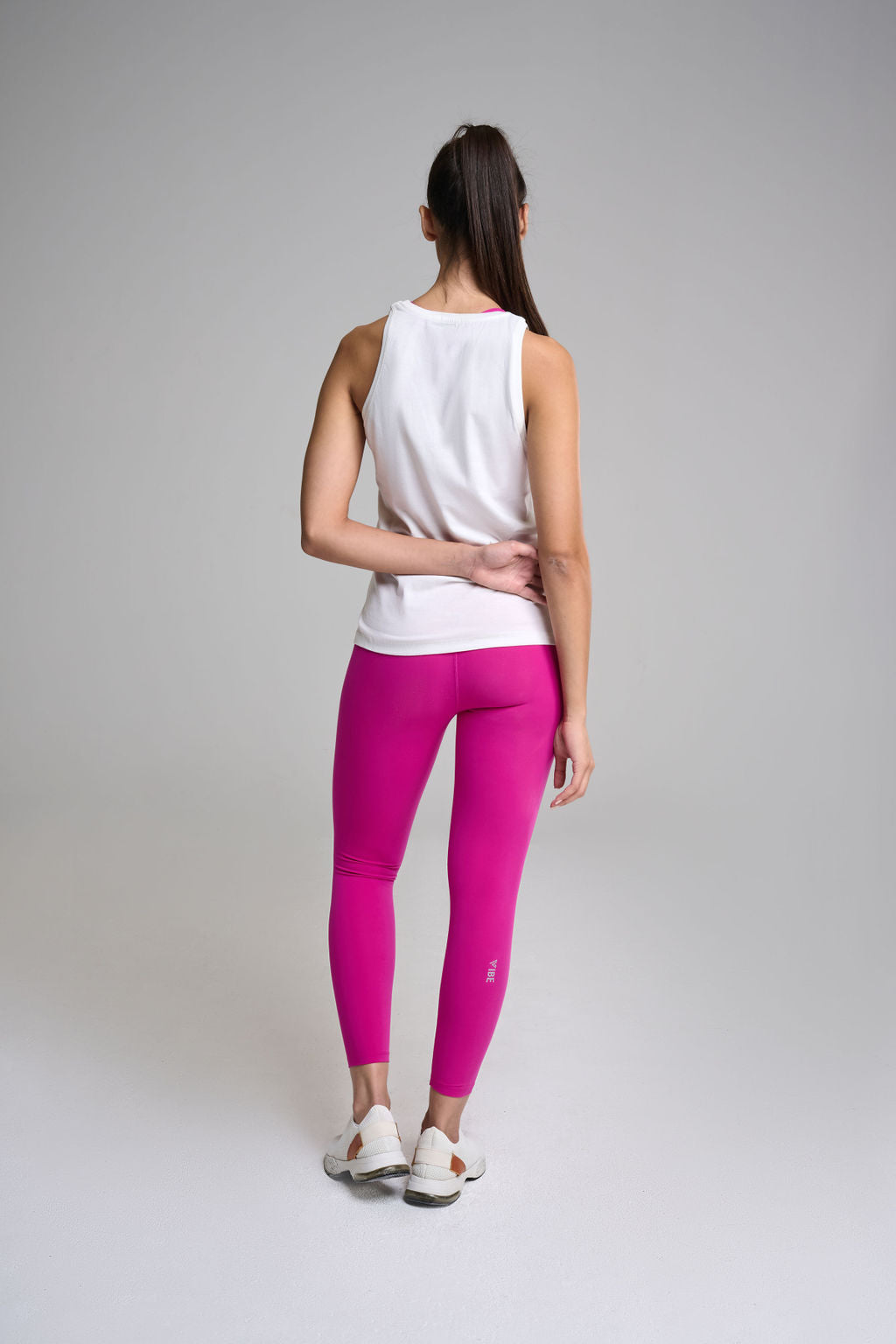 Core Tank - White